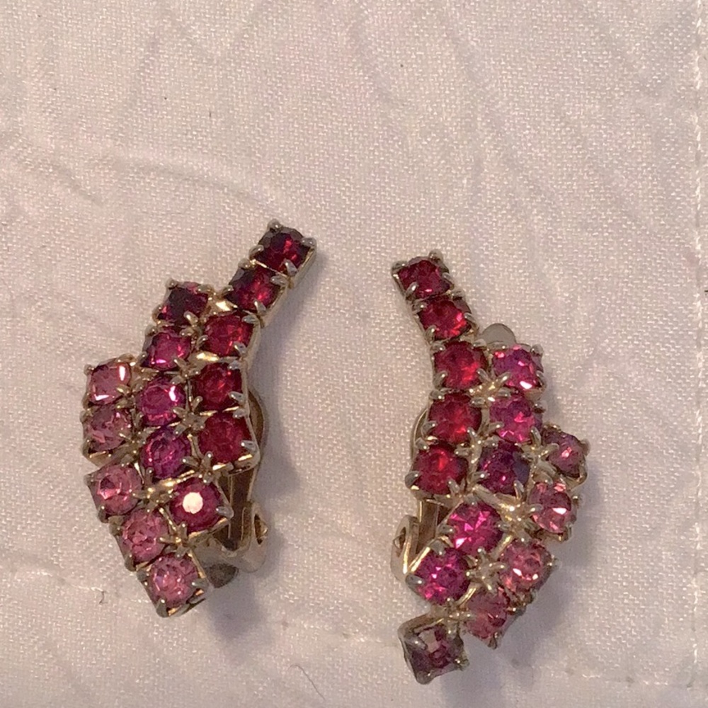 Vintage Rhinestone earrings